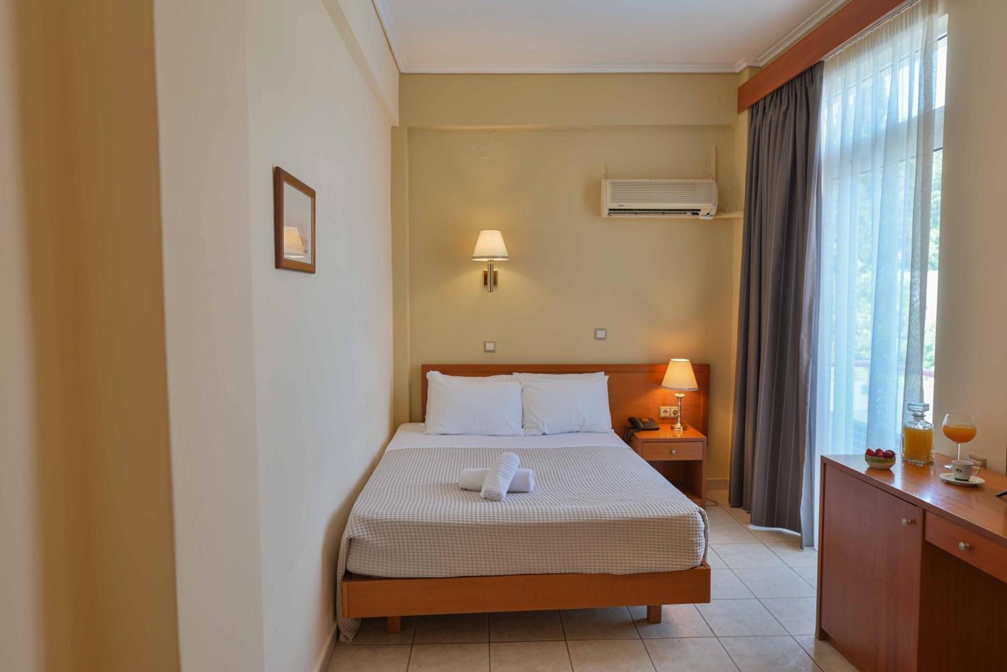 Neda Hotel Olümpia Kültér fotó